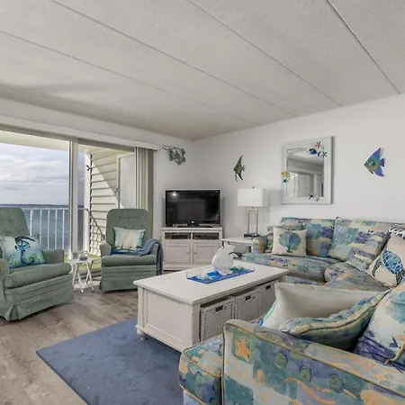 Thunder Island Condos