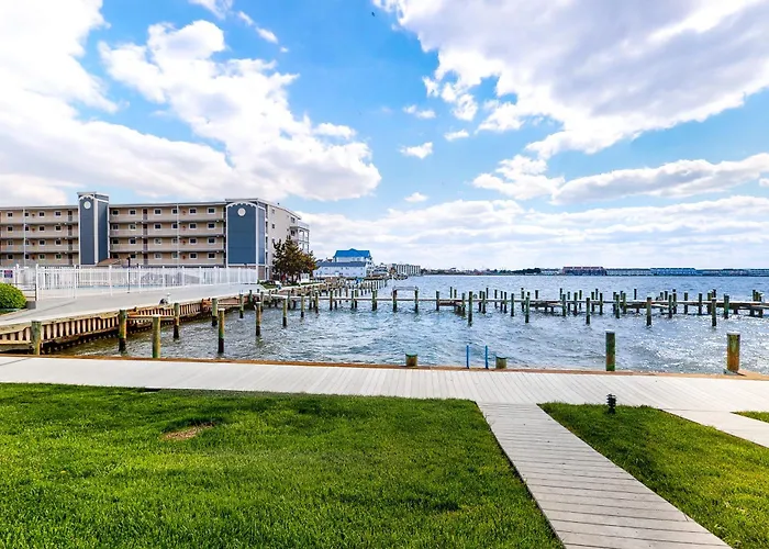 Apartment Thunder Island